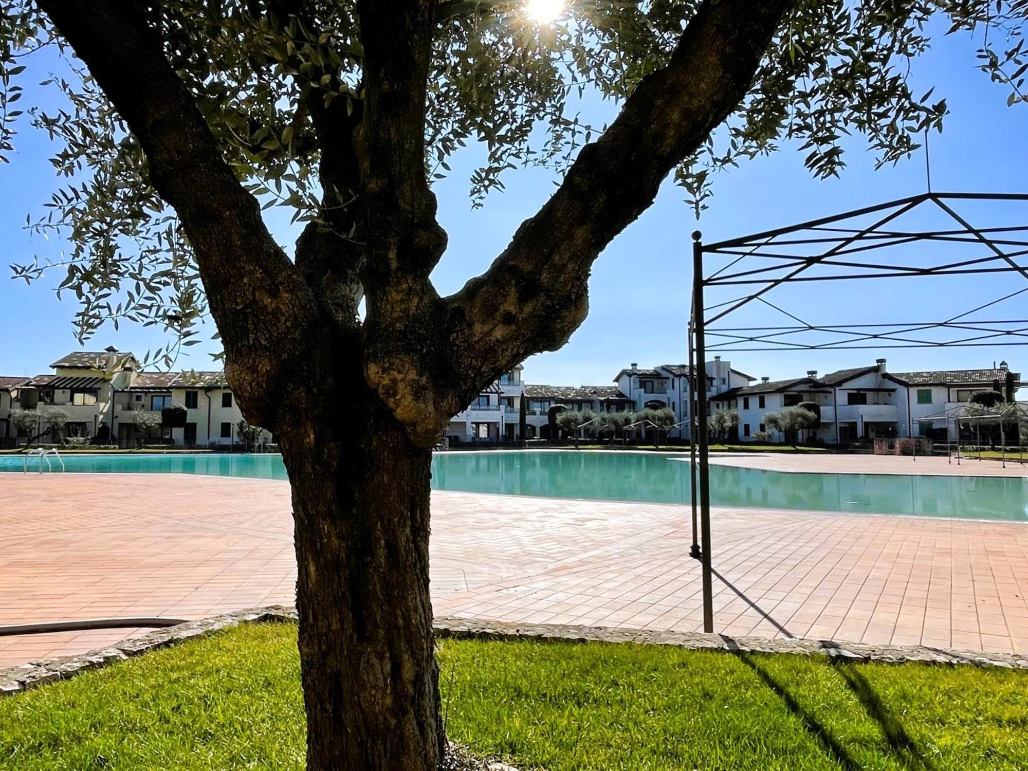 Garda Resort Village 11 Peschiera del Garda Exterior foto